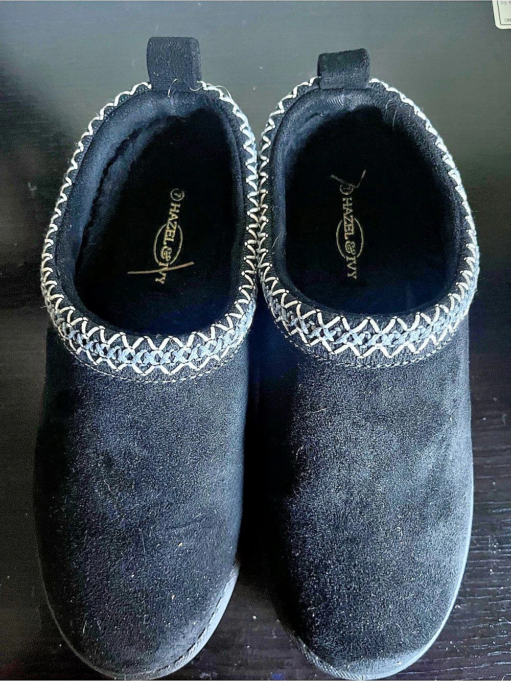 Aerosoles Black & Silver Trim Slippers